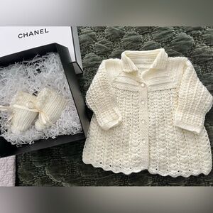 Perfect gift for a new baby, Cream Knit Cardigan